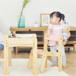 Yamatoya Norsta Little table is an adjustable table for toddles and kids ages 18 months to 6 years old. It comes with pull out drawer