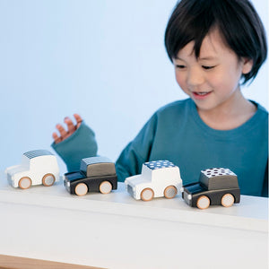 Kiko+ Kuruma (Dots/White) - Classic Wooden Wind-up Car