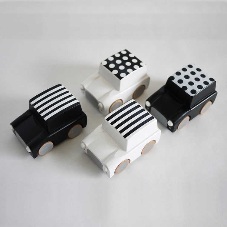 Kiko+ Kuruma (Stripes/White) - Classic Wooden Wind-up Car